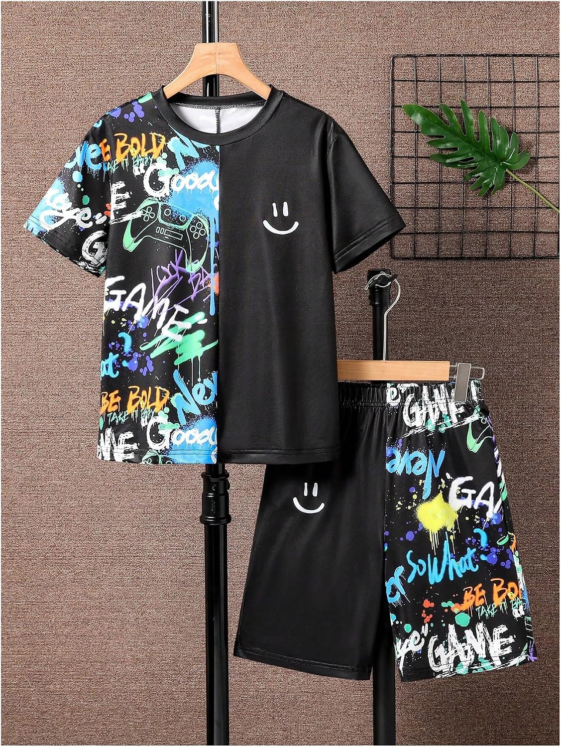 VIPWOLF Boy's Clothing Sets 2 Piece Summer Casual Outfits Short Sleeve Funny T Shirts and Shorts Black 10Y